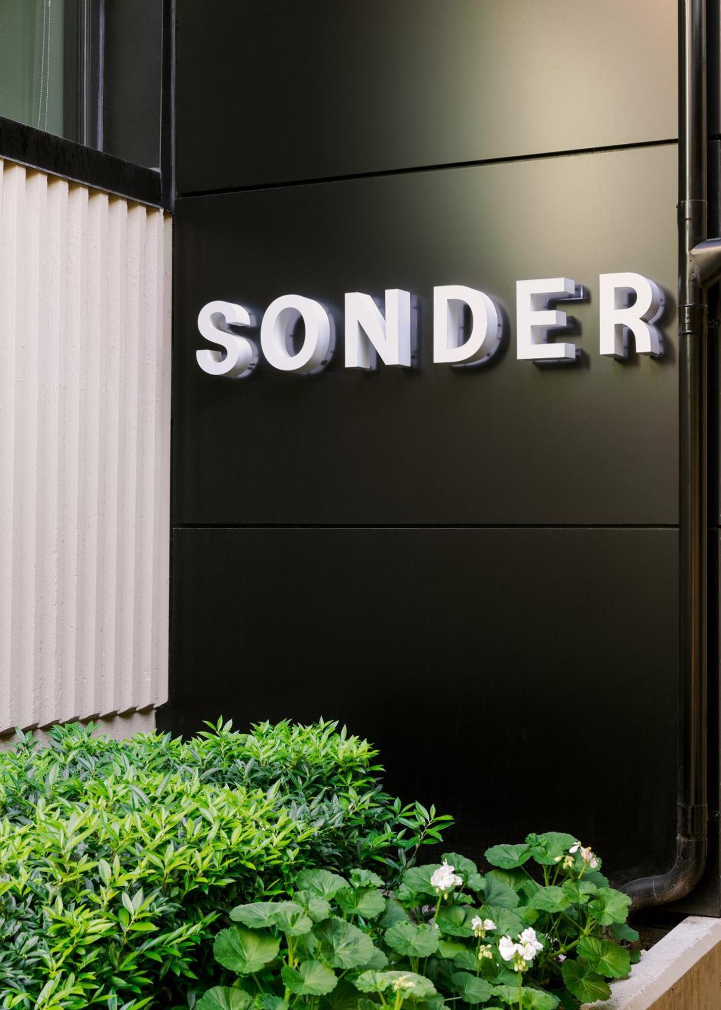 Sonder At Revival Aparthotel Ванкувър Екстериор снимка